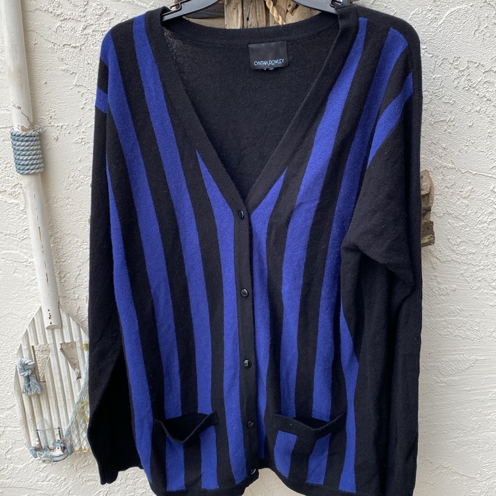 Cynthia rowley medium/large button down cardigan striped front (purple/blk)